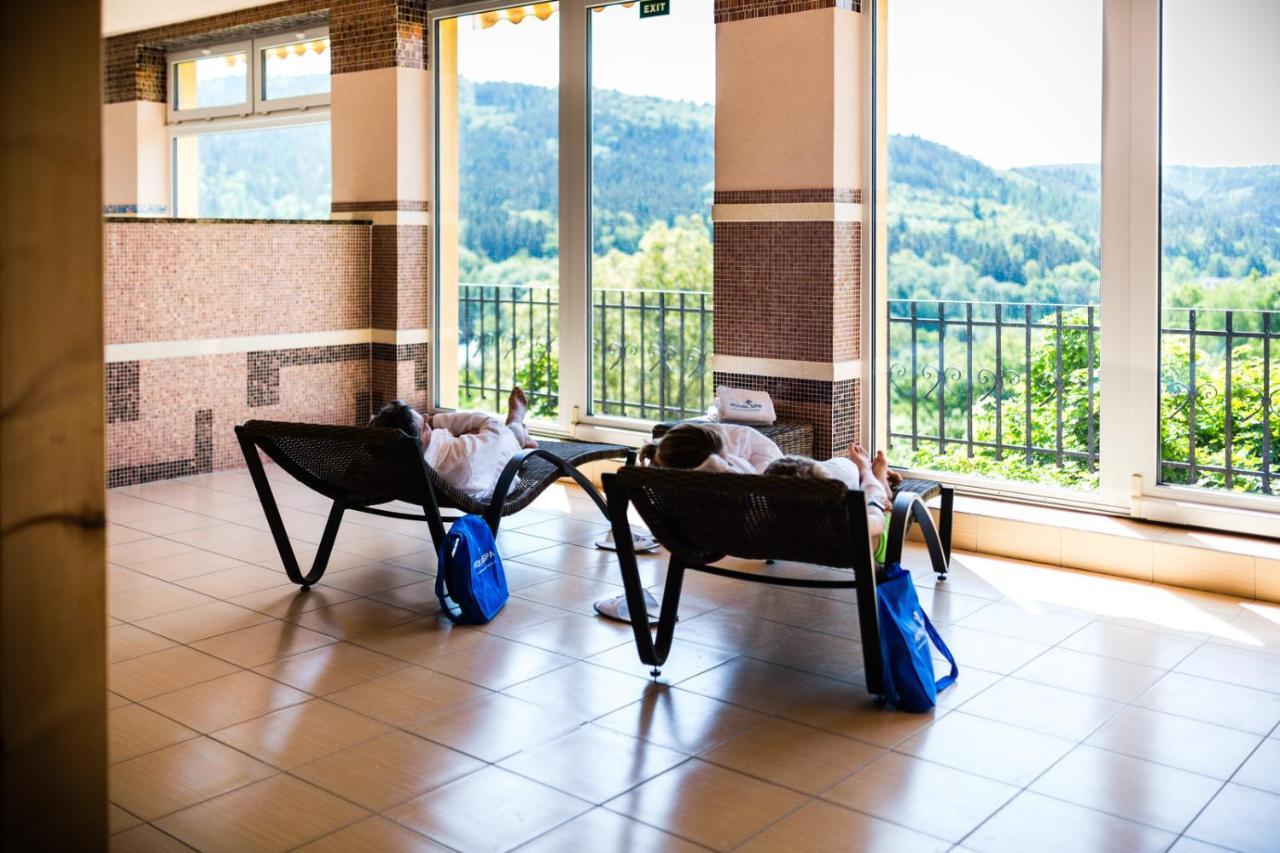 Lazensky A Wellness Hotel Nivamare لوهاكوفيس المظهر الخارجي الصورة